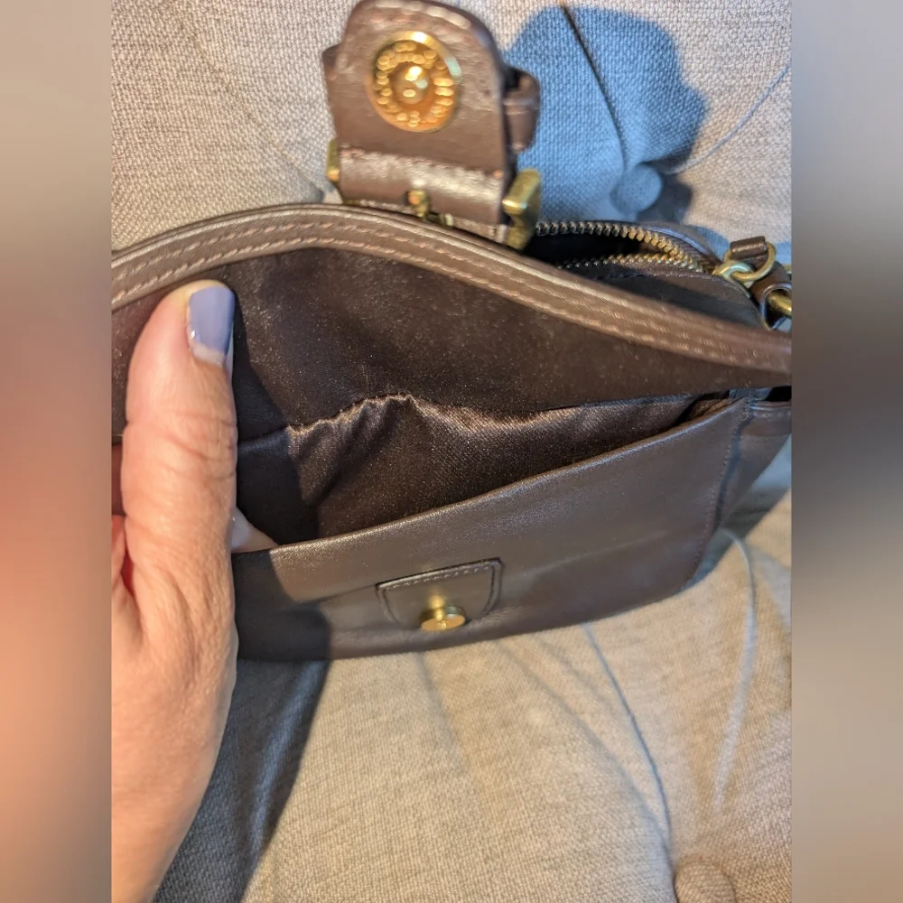 COACH Campbell Leather Camera Bag Crossbody Brown F25150